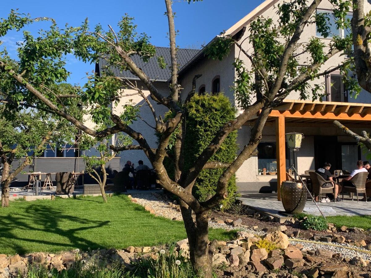 Pension Burgklause Schönecken Exterior foto